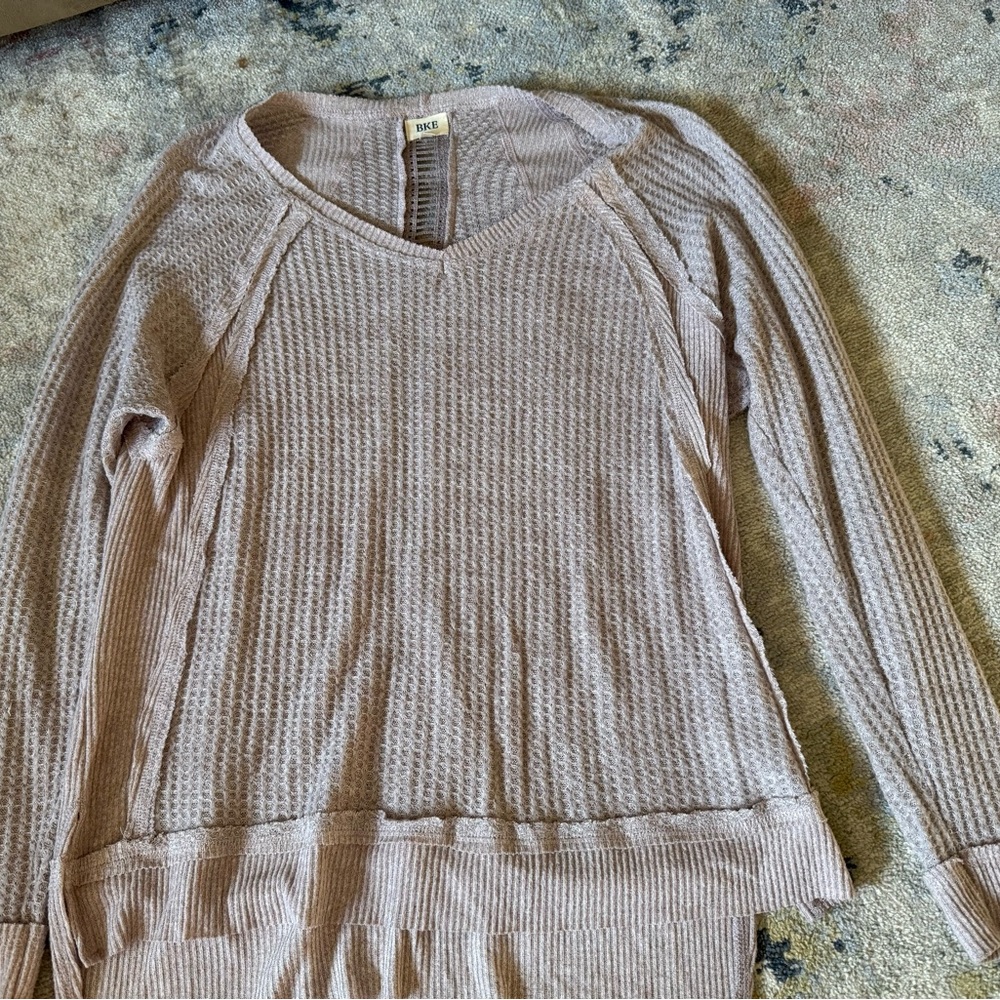 BKE Textured Knit Top in Light Beige